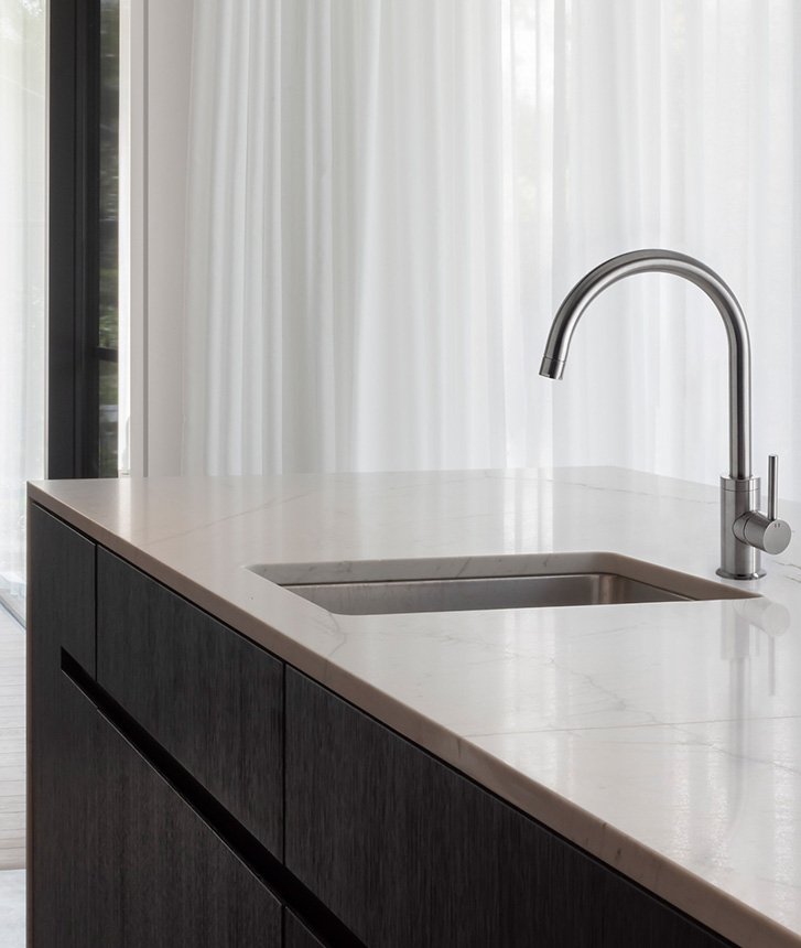 griferia-acer-inoxidable-linox-rovira-monocomandament-lavabo-dutxa-badagres