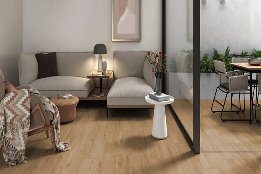 paviment-porcellanic-meriadoc-alaplana-efecte-fusta-slipstop-antilliscant-haya-caoba-badagres