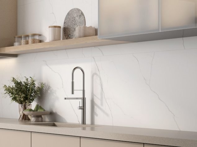 paviment-porcellanic-pisano-ceracasa-marbre-blanc-or-polit-satinat-badagres