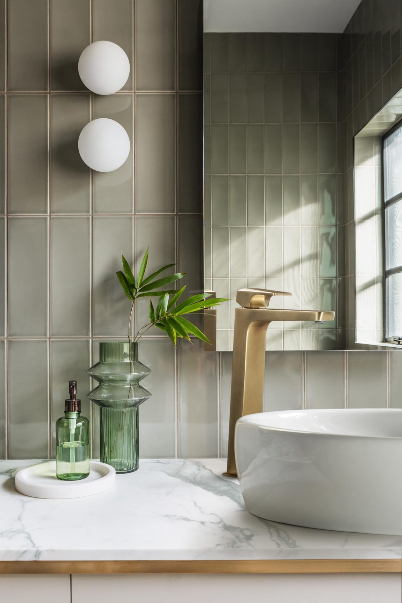 griferia-monocomandament-lavabo-termostat-dutxa-columna-telescopica-artik-rovira-badagres