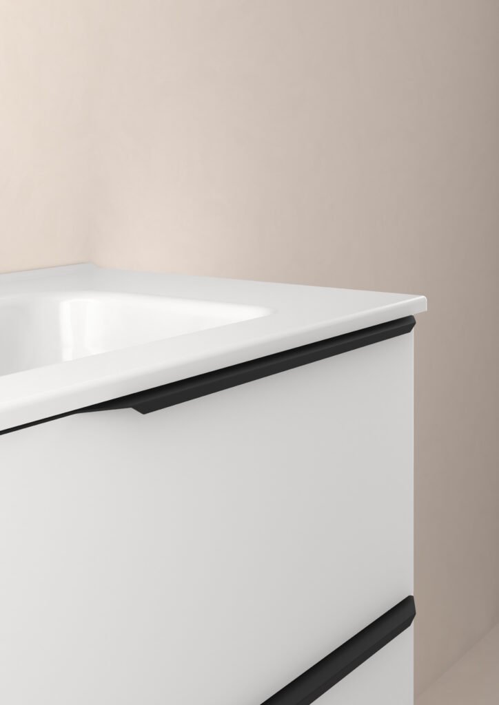Mio Compact | Disseny sobri, tall a biaix i elegància minimalista | Royo — textura 3