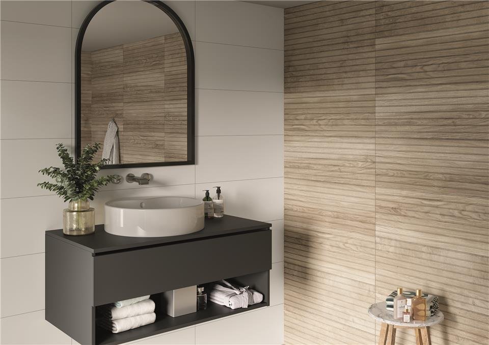 revestiment-pasta-blanca-tapiso-alaplana-efecte-fusta-mat-relleus-beige-natural-badagres