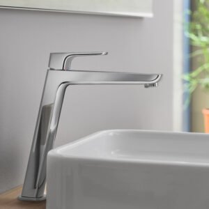 Acquaviva | Proporcions geomètriques, puresa de línies i tecnologia absoluta | Nobili