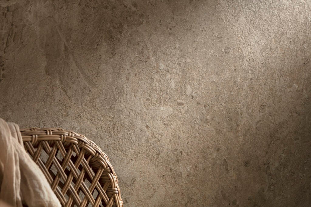Sèrie Ardara Porcelain | Porcellànic Mat · 100x100 cm / 100x275 cm | Peronda — ambient 10