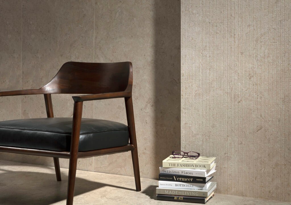 Sèrie Ardara Porcelain | Porcellànic Mat · 100x100 cm / 100x275 cm | Peronda — ambient 7
