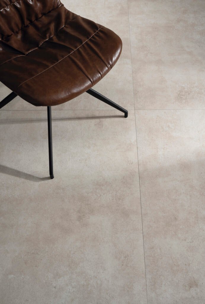 Sèrie Charme Porcelain | Porcellànic Satinat · 100x100 cm / 60x120 cm | Peronda — ambient 15
