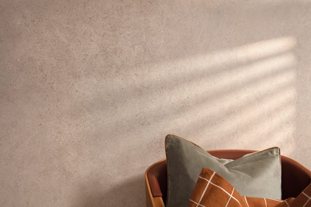 Sèrie Cluny Porcelain | Porcellànic Mat · 100x100 cm / 50x100 cm | Peronda — ambient 19
