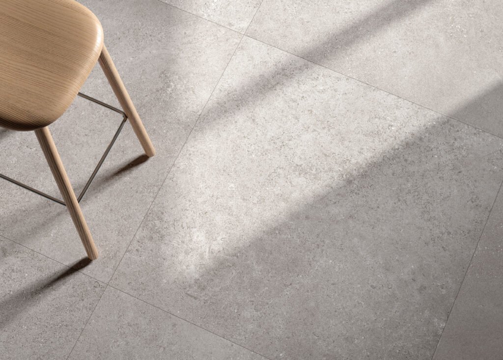 Sèrie Cluny Porcelain | Porcellànic Mat · 100x100 cm / 50x100 cm | Peronda — ambient 12