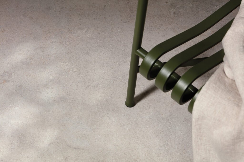 Sèrie Cluny Porcelain | Porcellànic Mat · 100x100 cm / 50x100 cm | Peronda — ambient 13