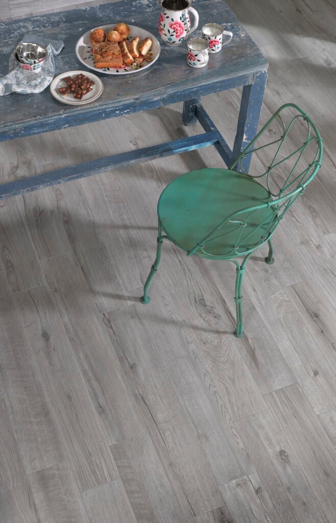 Sèrie Mumble Porcelain | Porcellànic Mat · 15x90 cm / 19,5x121 cm | Peronda — ambient 7