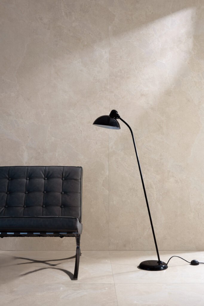 Sèrie Haven Porcelain | Porcellànic Relleu / 3D · 100x100 cm / 120x120 cm | Peronda — ambient 5