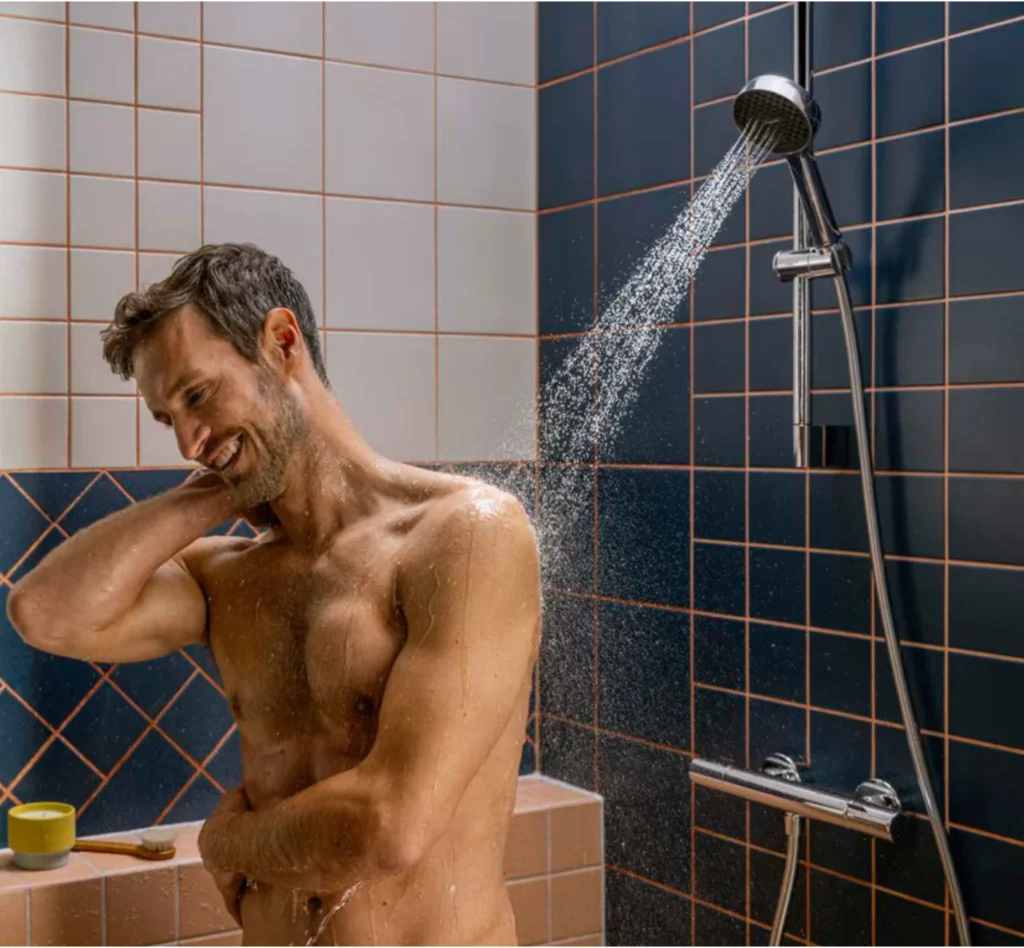 Bany amb col·lecció ShowerSelect / RainSelect de hansgrohe — ambient oficial 7