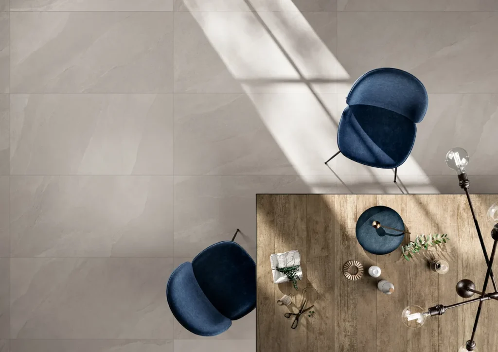 Ambient · Sèrie Ashima | Efecte Pedra · 60×60 i 60×120 cm | Leonardo · 1
