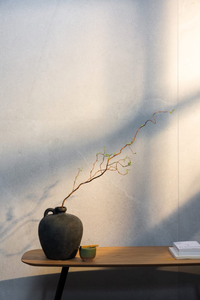 Sèrie Lucca Porcelain | Porcellànic Mat · 60x120 cm / 90x90 cm | Peronda — ambient 24