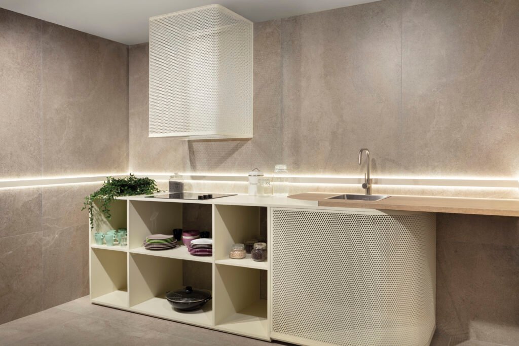 Sèrie Lucca Porcelain | Porcellànic Mat · 60x120 cm / 90x90 cm | Peronda — ambient 27