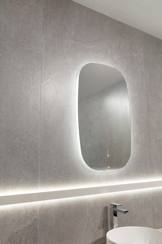 Sèrie Lucca Porcelain | Porcellànic Mat · 60x120 cm / 90x90 cm | Peronda — ambient 32