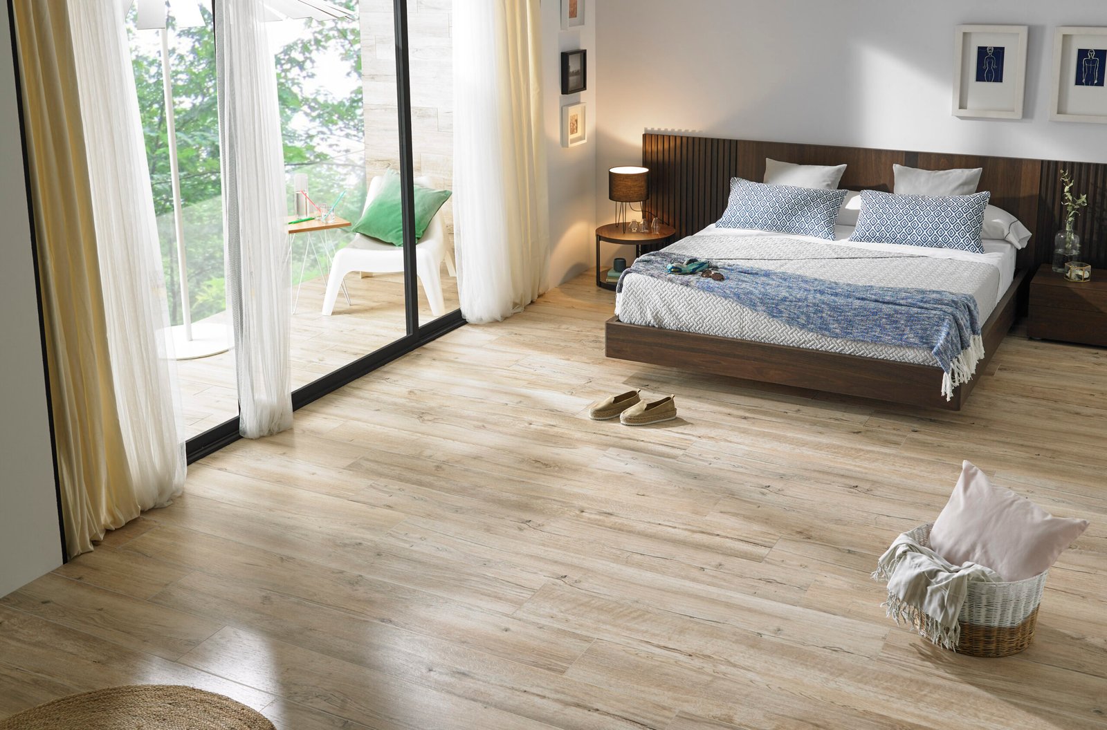 Sèrie Mumble Porcelain | Porcellànic Mat · 15x90 cm / 19,5x121 cm | Peronda