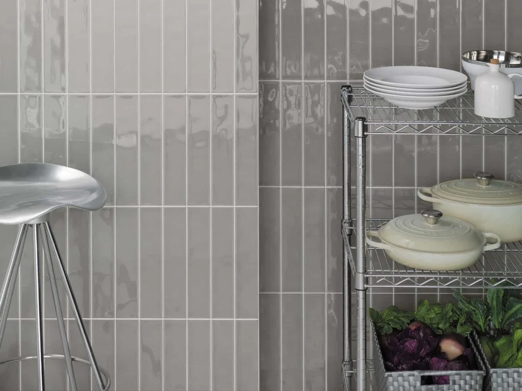 Ambient · Sèrie Málaga | Efecte Monocolor · 25×44,3 cm | Porcelanosa · 1