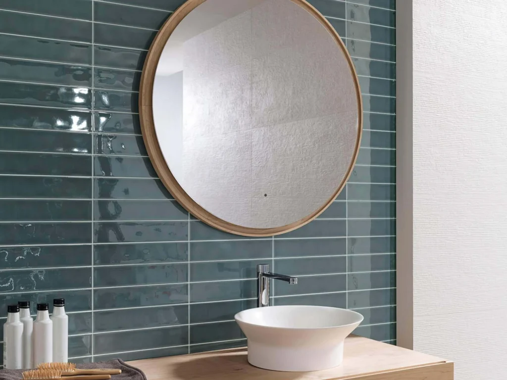Ambient · Sèrie Málaga | Efecte Monocolor · 25×44,3 cm | Porcelanosa · 3