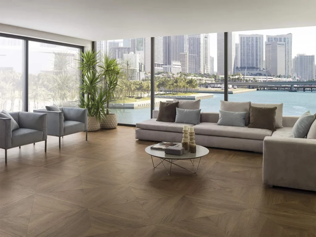 Ambient · Sèrie Manhattan | Efecte Fusta · 29,4×180, 19,3×180, 29,4×120, 19,3×120, 80×80 i 45×120 | Porcelanosa · 5