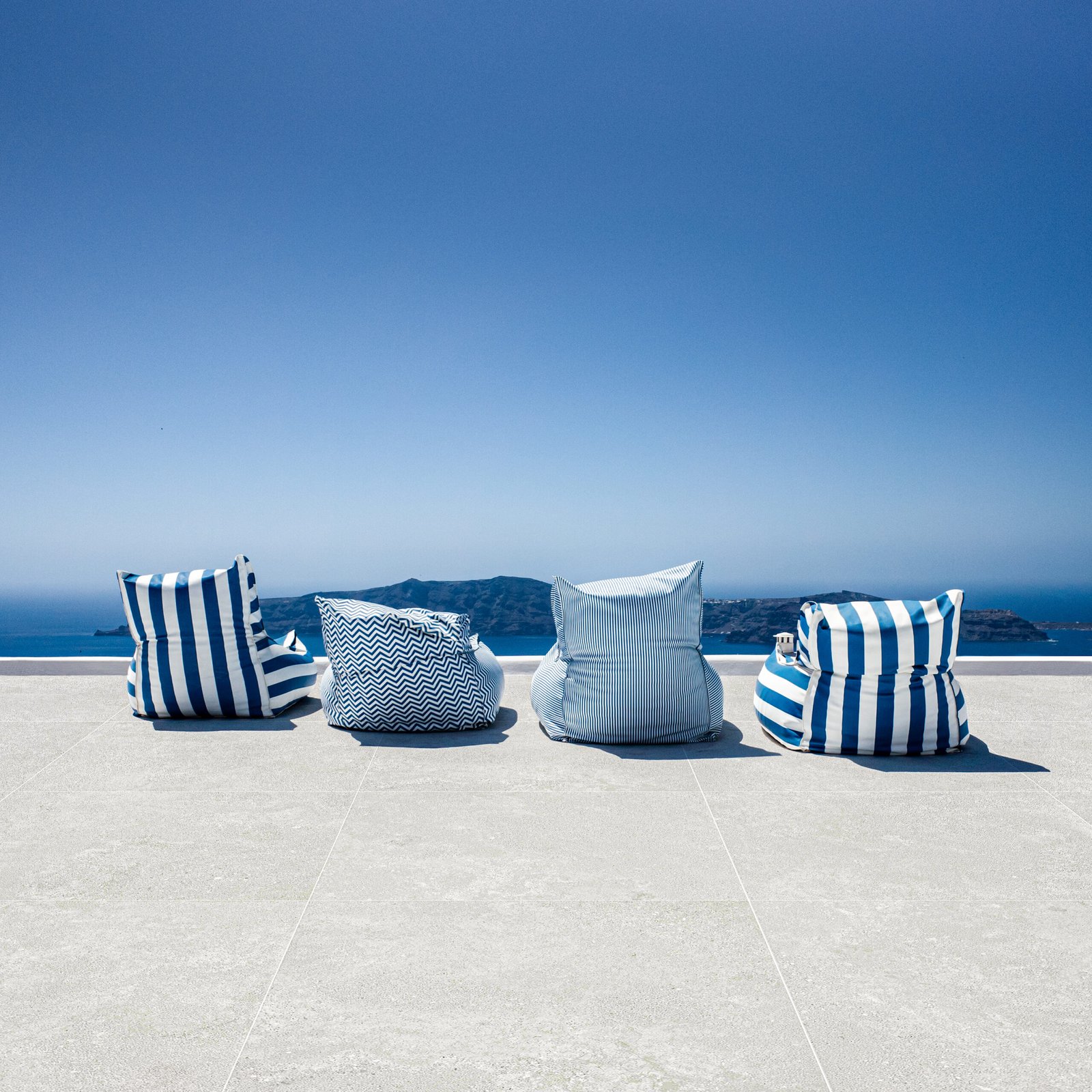 Sèrie Portland | Antilliscant (Grip / C3) · 90x90 cm / 60x120 cm / 60x60 cm | Mykonos