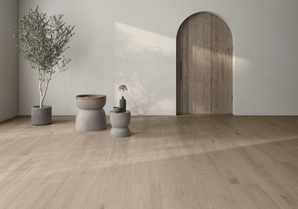 Col·lecció Verne | Fusta Porcellànica Càlida i Natural — ambient 1