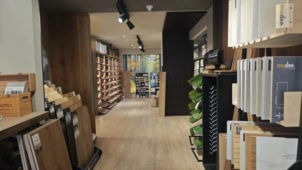Showroom de Badagres a Tiana durant l'horari de visita