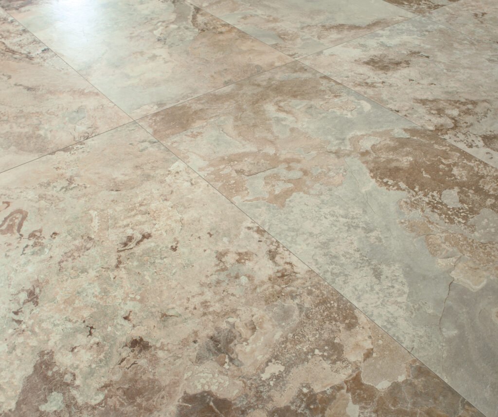 Sèrie Yukatan | Pissarra Negra i Multicolor Brutalista d'Innegable Autenticitat Textural R11 20mm — ambient 6