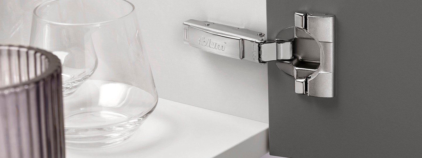 CLIP top - Blum