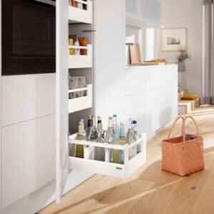 SPACE TOWER, SPACE CORNER i aplicacions d’armari - Blum